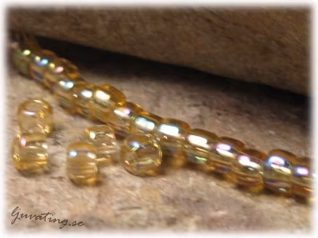 Matsuno light topaz transparent Rainbow 8/0