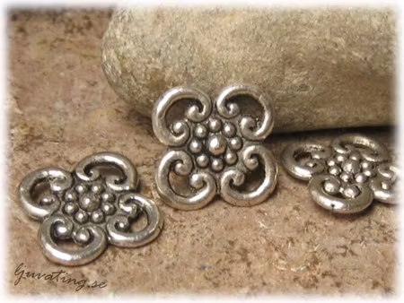 Daisy connector i metall ca 13x13 mm