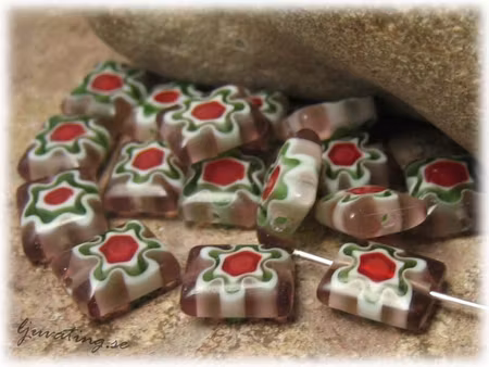 Basfärg plommon ljus rektangel ca 10x8 mm