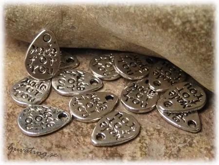 Droppe med text Made for you ca 11x8 mm