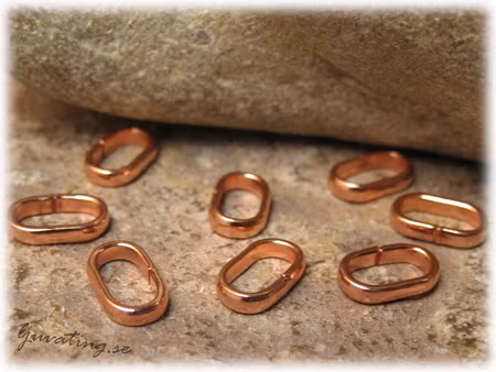 Oval jumpring ljust kopparpläterad ca 8x5 mm
