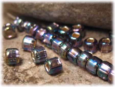 Matsuno mörk lilaton silverlined SR rainbow 8/0