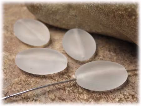 Flat crystal frostad oval ca 16x11 mm