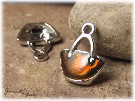 Berlock guldbrun väska ca 17x14 mm