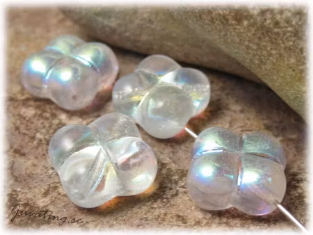 Blomkudde med AB lyster ca 12x12 mm