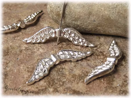 Vinge med galler ljus silverfärgad ca 32x8 mm