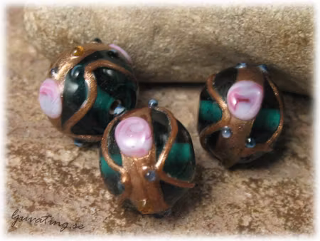 Wedding Cake Aqua grön rund ca 15x12mm