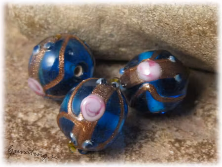 Wedding Cake blå rund lite mindre ca 14x12mm