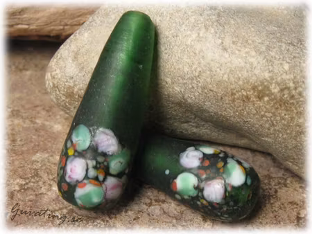 Matt frostad grön stor droppe m blommor ca34x12