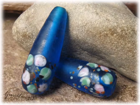 Matt aqua blå stor droppe blommor ca 34x12 mm