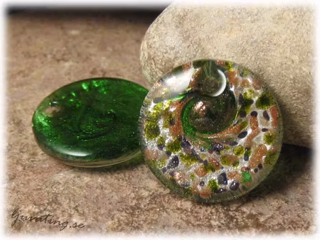 Glashänge mindre flat rund grön silverfoil ca21mm