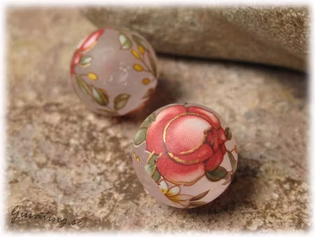 Rund Tensha frostad med röd ros ca 12 mm