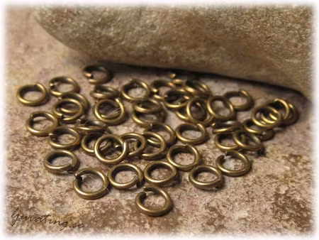 Bindringar 30-pack 5 mm bronsfärgade tjocklek 0,8