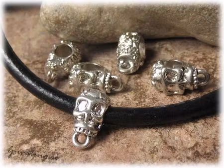 Döskalle hanger berlockhängare ca 17x9 mm