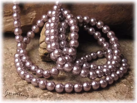 Pärlor i glas rund plommonfärgad 30-pack ca 6 mm