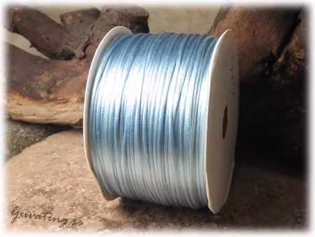 Ljusblå Rattail / Satincord tjocklek ca 1 mm