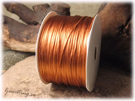 Kopparfärgad Rattail / Satincord tjocklek ca 1 mm