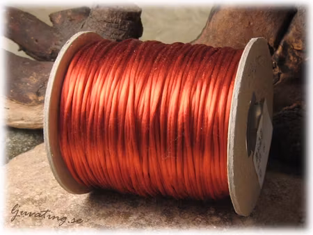 Roströd Rattail / Satincord tjocklek ca 2 mm