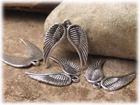 Berlock dubbelvinge antikfinish ca 21x19 mm