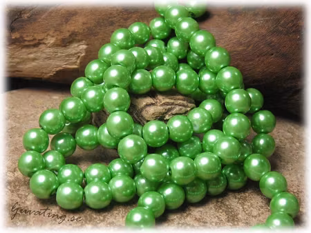 Pärlor i glas rund äppelgröna 20-pack ca 8 mm