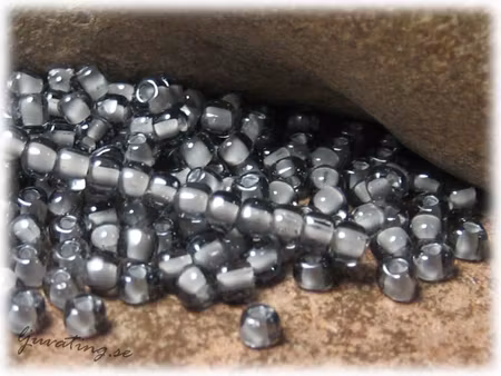 Miyuki triangel fancy grey 8/0