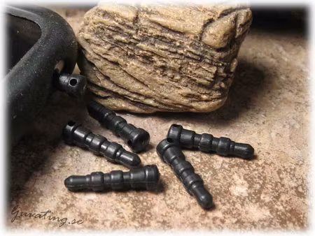 Plugg till att fästa mobilsmycken i ca 17x3,5 mm