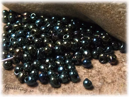 Miyuki droppar iris grön ca 3,4 mm