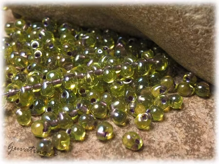 Miyuki droppar olivgrön copperlined ca 3,4 mm