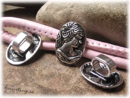 Slider oval kvinnobild i metall stort hål ca10x7mm