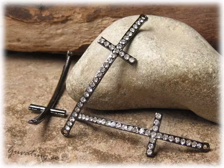Connector kupat svart kors clear strass 50x14 mm