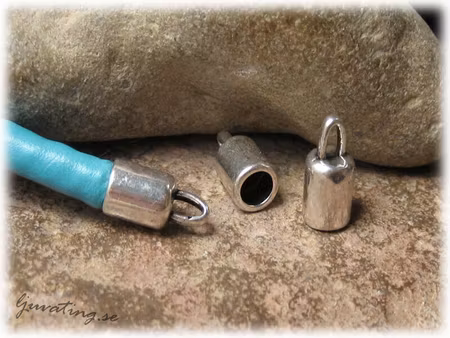 Ändavslut 1 par med hål ca 5 mm