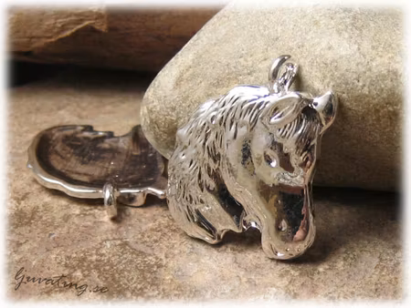 Berlock hästhuvud blank ljus silverfärg ca 30x26mm