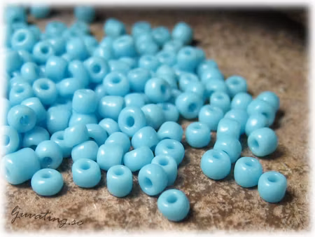 Seed beads opak himmelsblå storlek 8/0 ca 3 mm