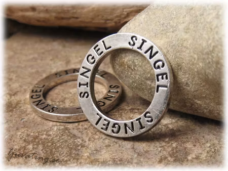 Ring text SINGEL dubbelsidig text ca 23 mm