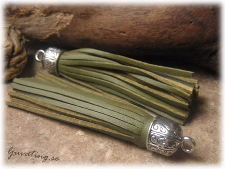 Kraftig tofs tassel olivgrön med metallkåpa 9 cm