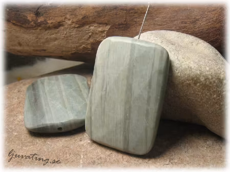 Greystone sten facetterad rektangel ca 40x30 mm