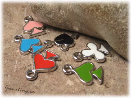 Mixade berlocker spader klöver hjärter 6-pack