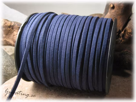 Mocka imitation mörkblå fuskmocka bredd ca 4 mm