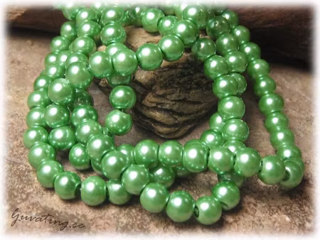 1 sträng glaspärlor rund vaxad grön ca 6 mm