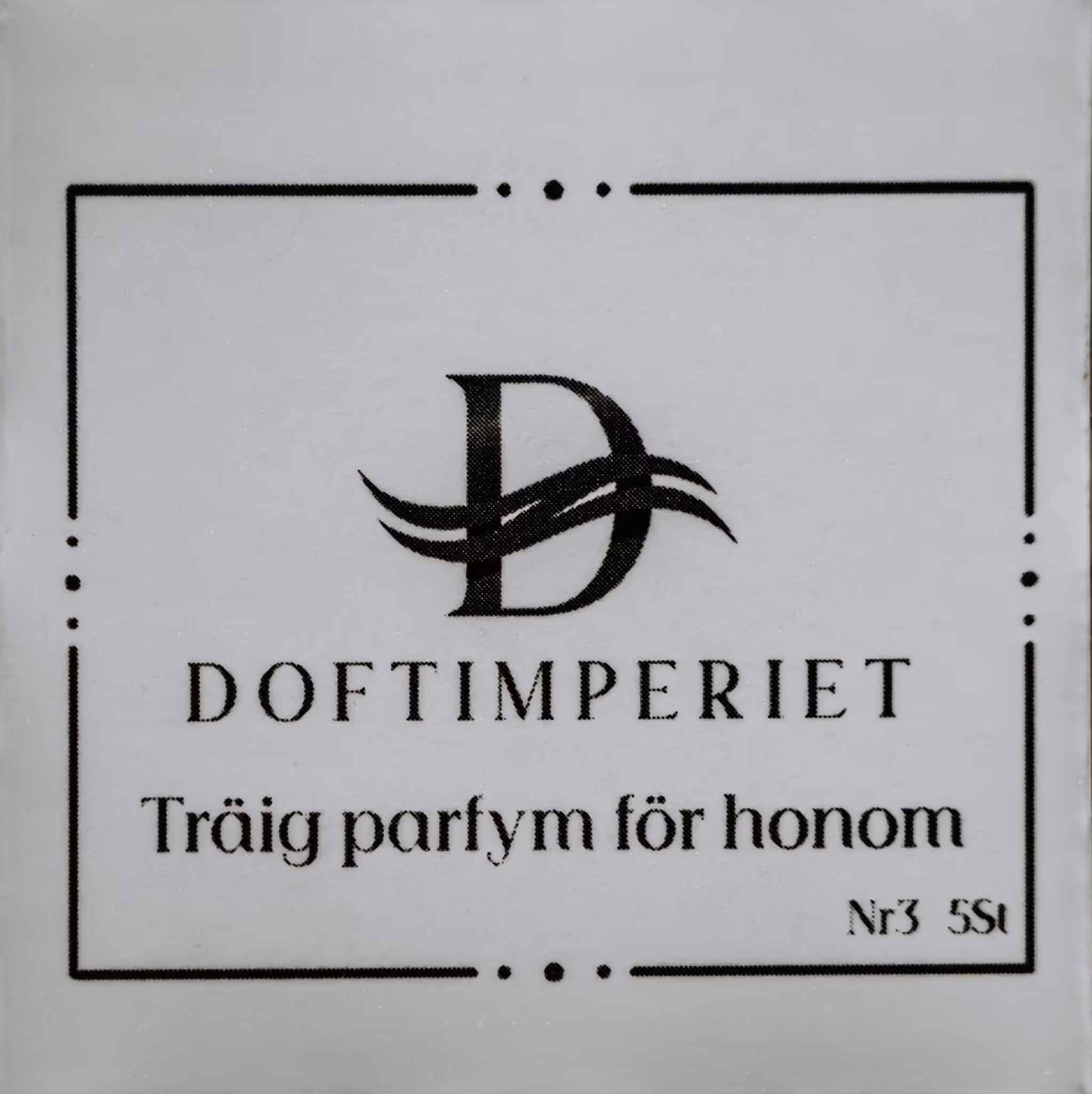 Träig parfym för honom