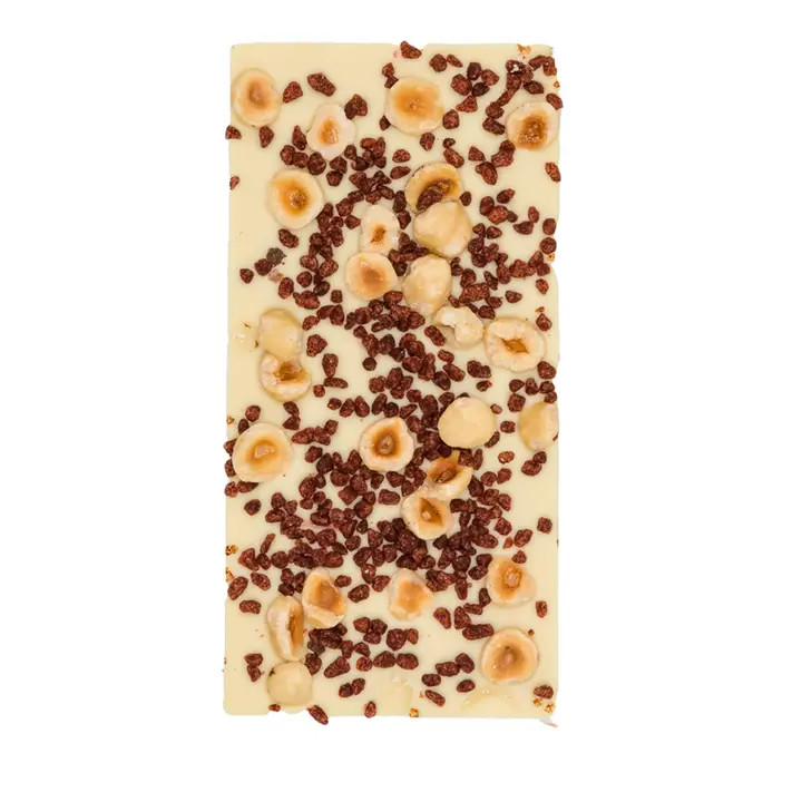 Handgjord Vit Chokladkaka Hasselnöt & Kanel