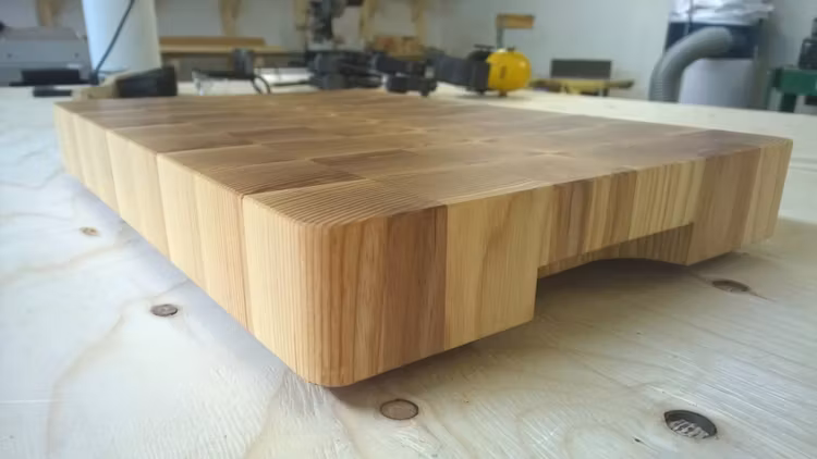 Skärbräda i ändträ - Ask