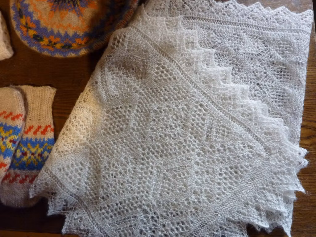 Spetsstickningens magi 7-8 november 2026. Anmälningsavgift 1.