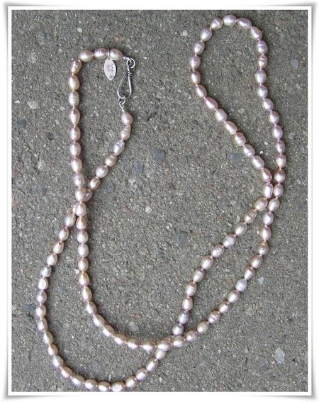 Halsband sötvattenspärlor (136)