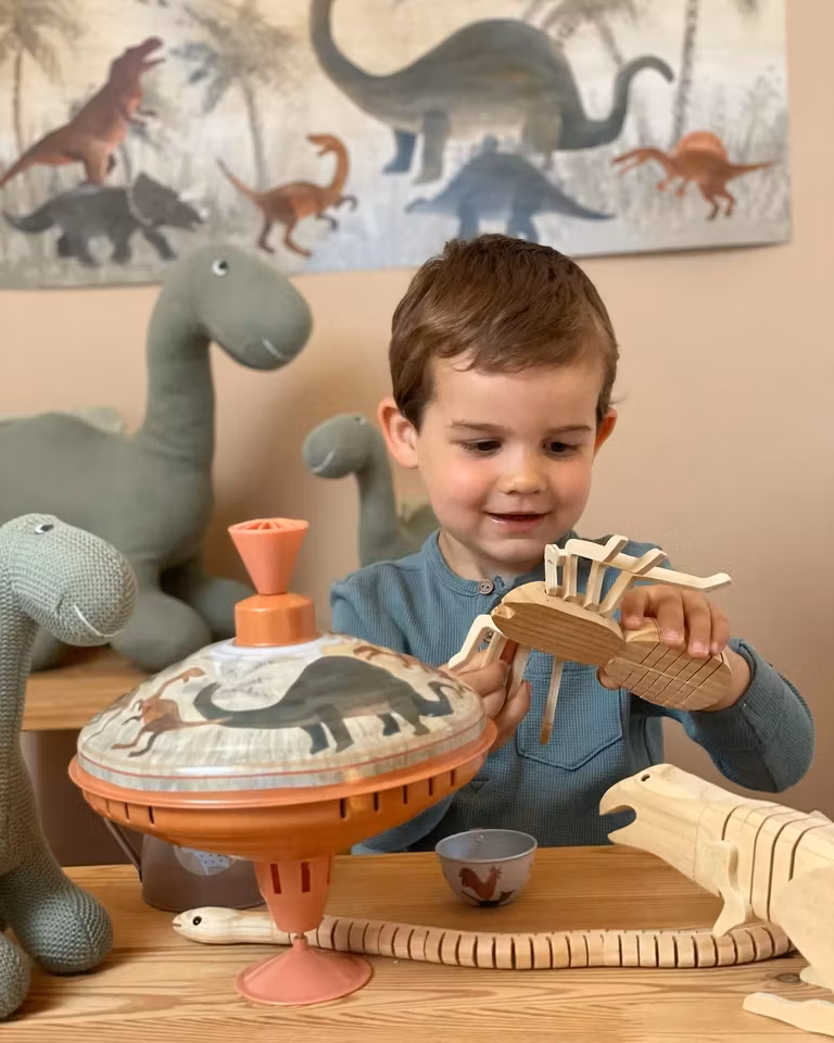 T-rex målarset