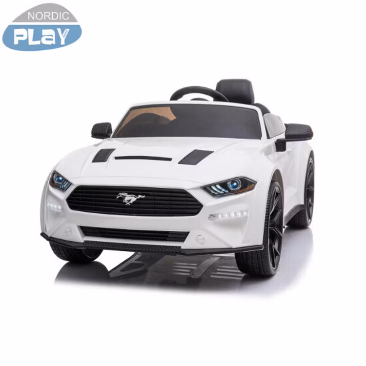 Elbil Ford Mustang 2 x 12V-batteri, 24V-output, EVA-hjul, PU-lädersäte