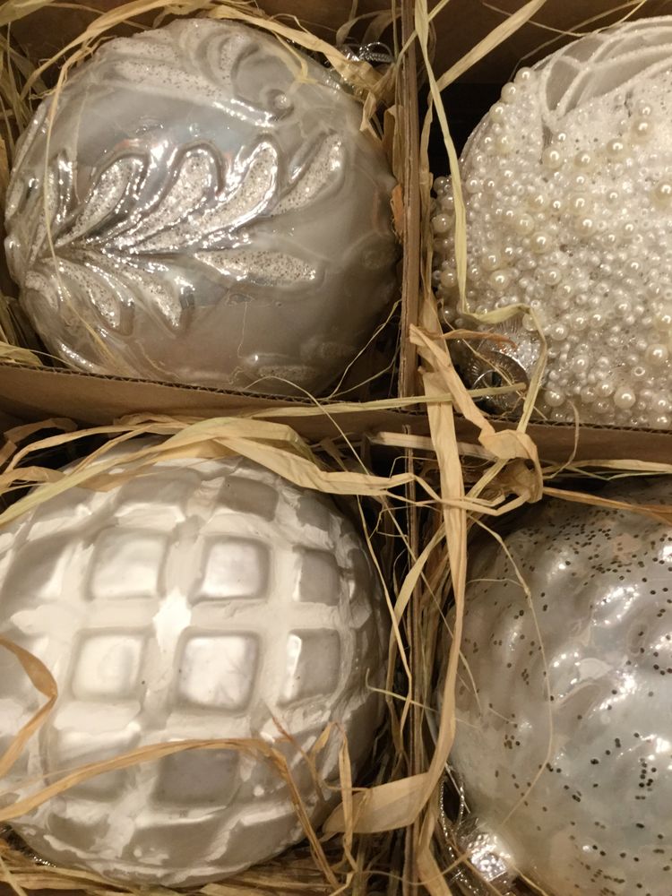 Julgransdekoration. 12 cm. Gl. Ball. white. 6 piece