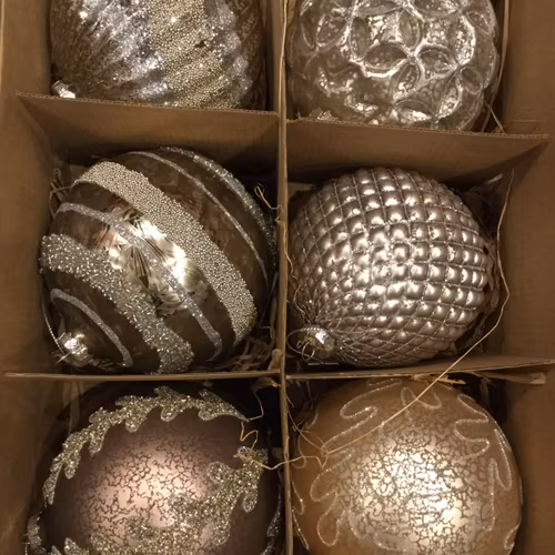 Julgransdekoration. 12 cm. Gl. Ball.6 piece