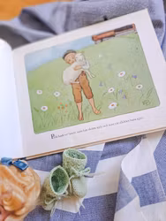Sagobok Pelles nya kläder av Elsa Beskow