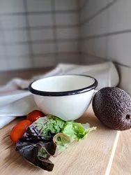Emalj skål R E A